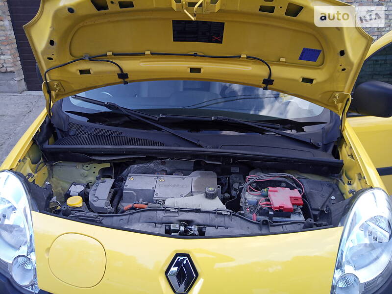 Вантажопасажирський фургон Renault Kangoo 2012 в Обухові