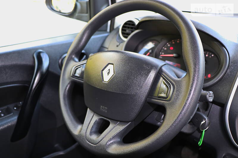 Грузопассажирский фургон Renault Kangoo 2016 в Кременчуге