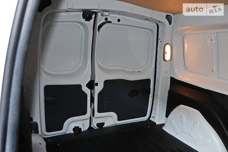 Грузопассажирский фургон Renault Kangoo 2016 в Кременчуге