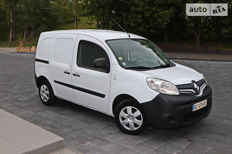 Вантажопасажирський фургон Renault Kangoo 2016 в Кременчуці