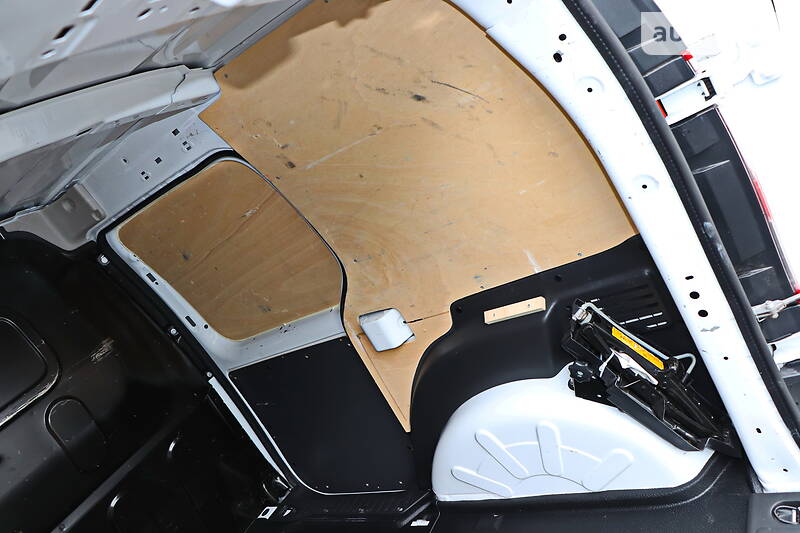 Вантажопасажирський фургон Renault Kangoo 2016 в Кременчуці