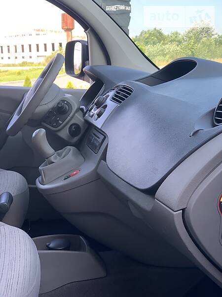 Мінівен Renault Kangoo 2010 в Стрию