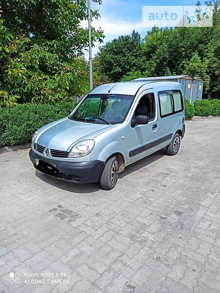 Вантажопасажирський фургон Renault Kangoo 2007 в Івано-Франківську фото Вантажопасажирський фургон Renault Kangoo 2007 в Івано-Франківську