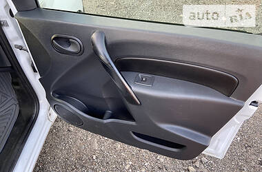 Вантажопасажирський фургон Renault Kangoo 2016 в 