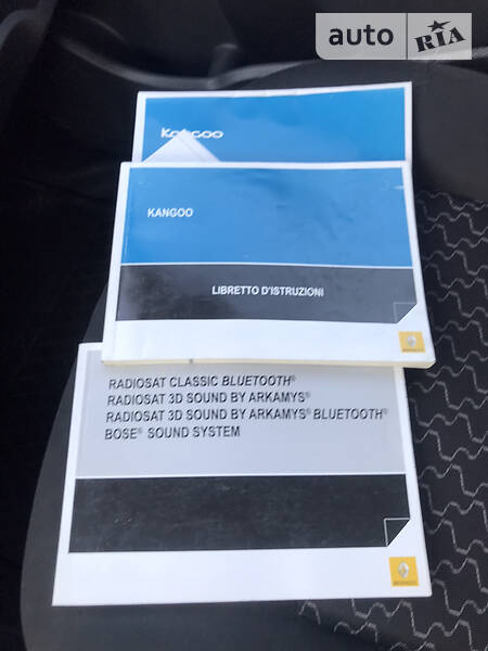 Вантажопасажирський фургон Renault Kangoo 2012 в Житомирі