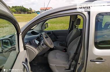 Мінівен Renault Kangoo 2011 в 