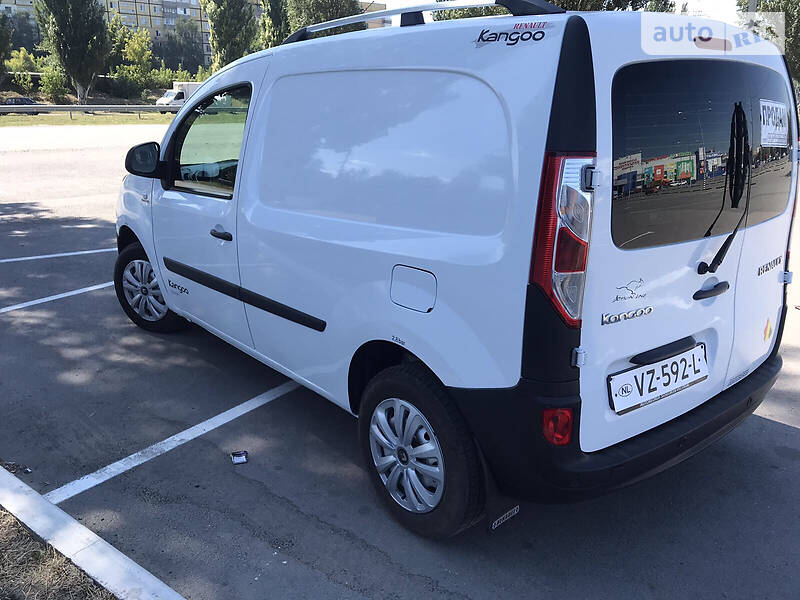 Грузопассажирский фургон Renault Kangoo 2017 в Днепре