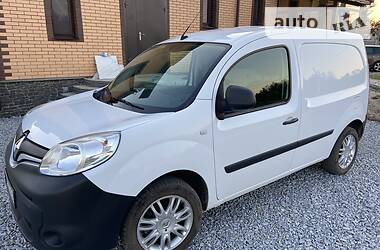 Вантажопасажирський фургон Renault Kangoo 2015 в Житомирі