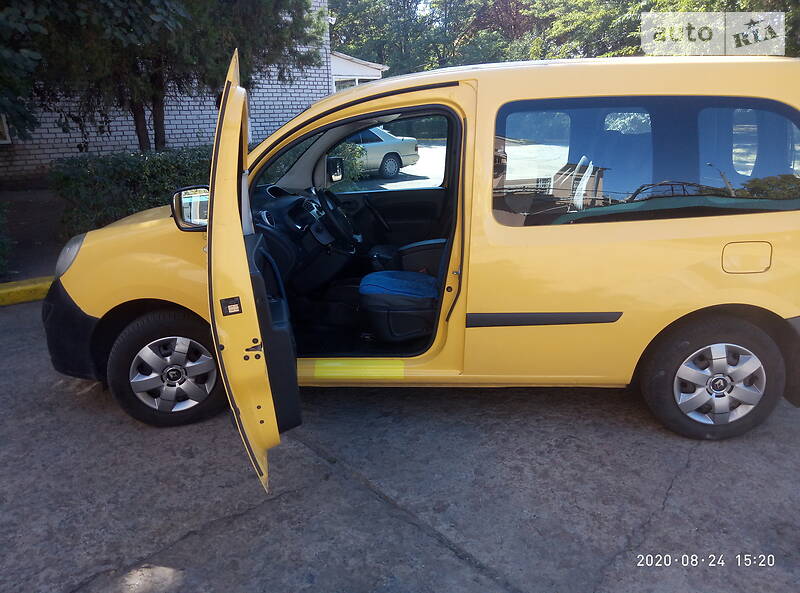 Вантажопасажирський фургон Renault Kangoo 2013 в Миколаєві