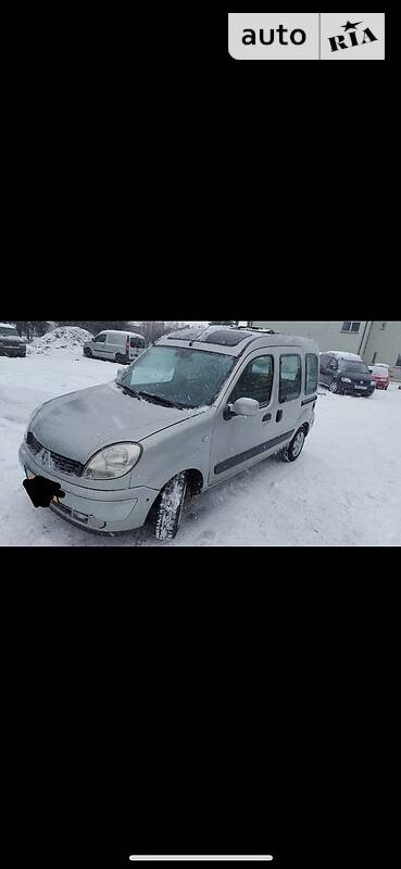 Минивэн Renault Kangoo 2005 в Киеве