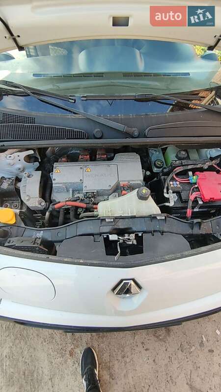 Минивэн Renault Kangoo 2012 в Березному