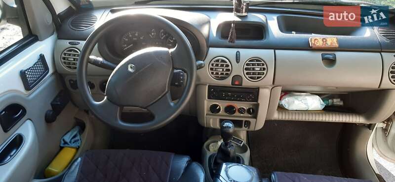 Минивэн Renault Kangoo 2003 в Славянске