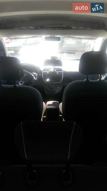 Минивэн Renault Kangoo 2015 в Черновцах