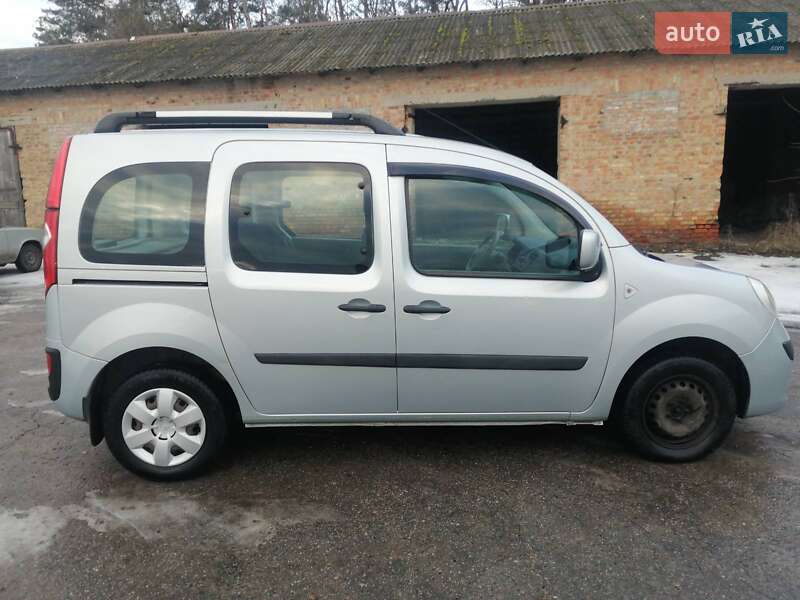 Минивэн Renault Kangoo 2010 в Черкассах фото 4 Минивэн Renault Kangoo 2010 в Черкассах