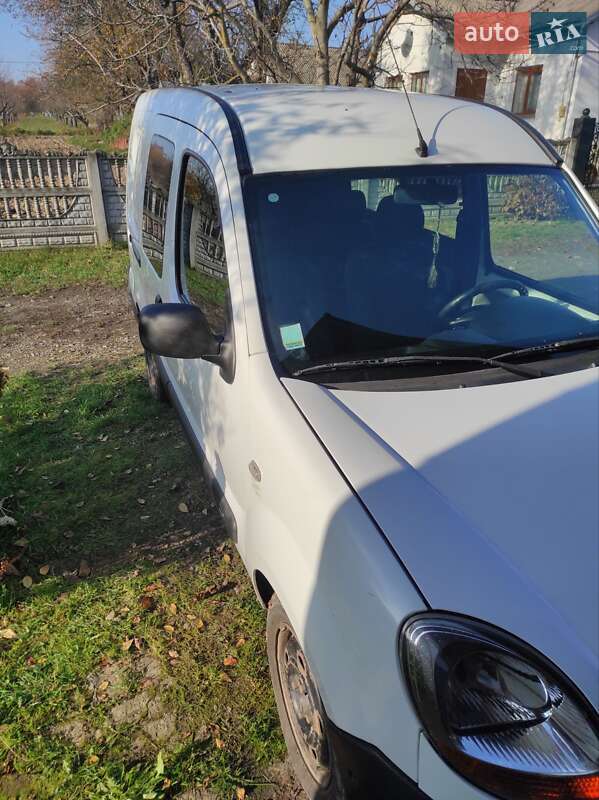 Минивэн Renault Kangoo 2006 в Вижнице