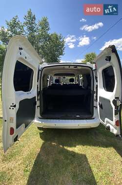 Минивэн Renault Kangoo 2014 в 