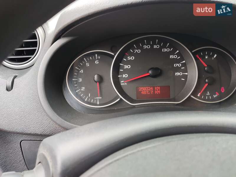 Мінівен Renault Kangoo 2013 в Житомирі
