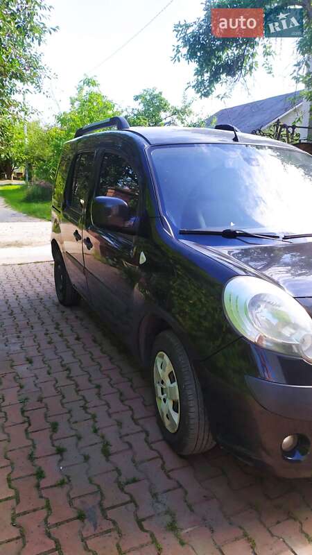 Минивэн Renault Kangoo 2009 в Дубно