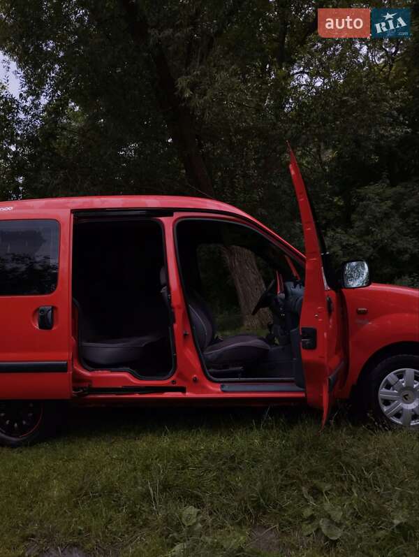 Минивэн Renault Kangoo 1998 в Борщеве