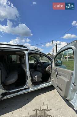 Минивэн Renault Kangoo 2010 в Берегово