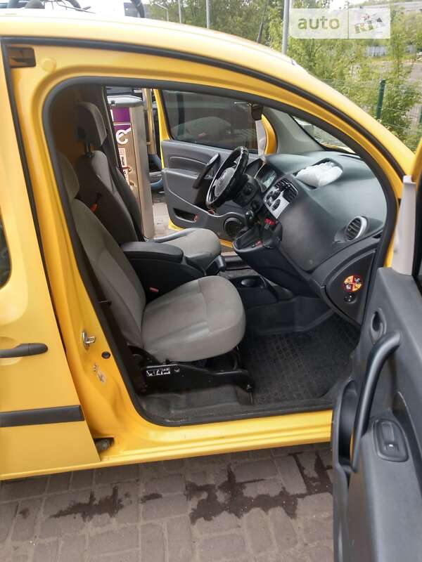 Вантажний фургон Renault Kangoo 2012 в Дніпрі