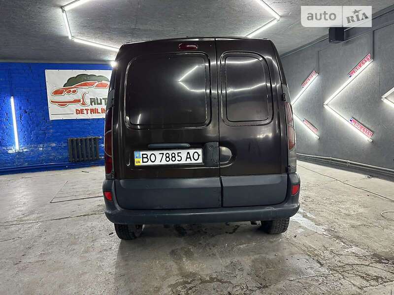 Минивэн Renault Kangoo 2000 в Шумске