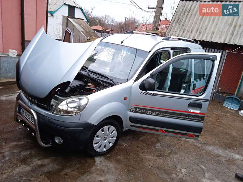 Минивэн Renault Kangoo 2003 в Сребном