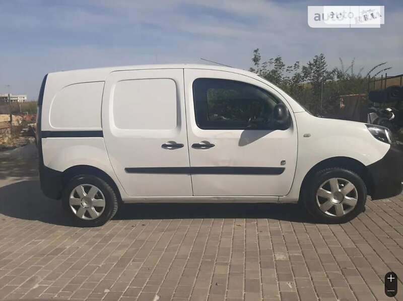 Грузовой фургон Renault Kangoo 2014 в Тернополе