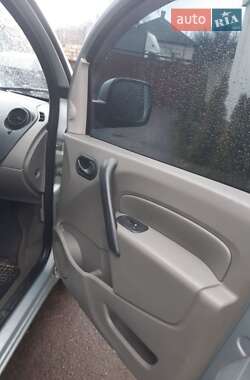 Минивэн Renault Kangoo 2011 в Александрие