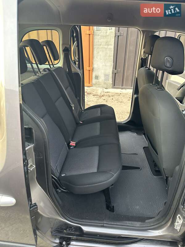 Минивэн Renault Kangoo 2016 в Луцке
