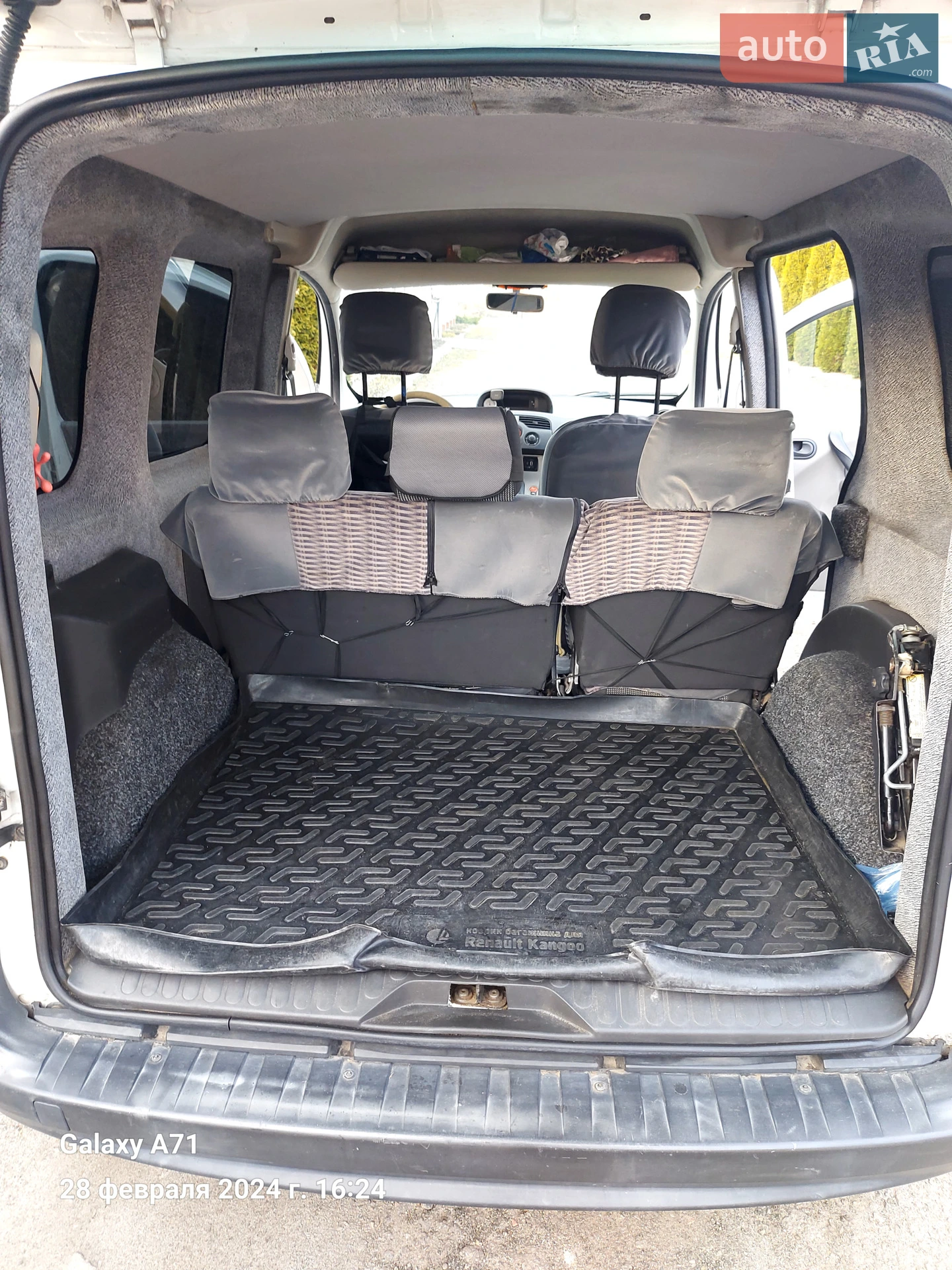 2010 Renault Kangoo - мініатюра 12