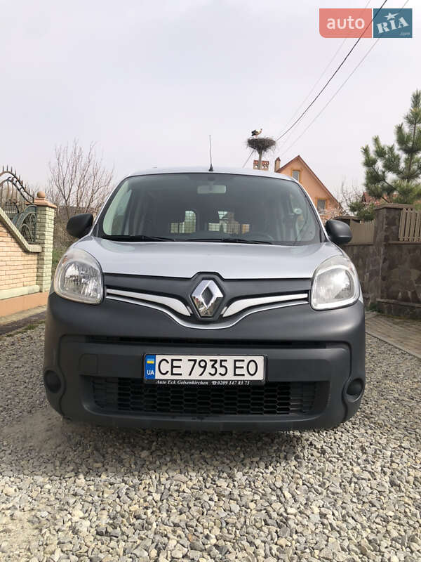 Мінівен Renault Kangoo 2014 в Чернівцях