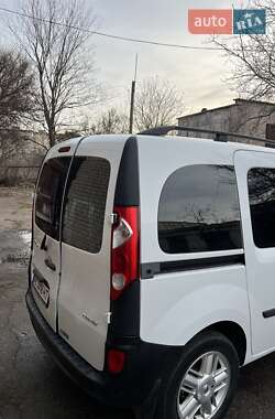 Минивэн Renault Kangoo 2011 в 