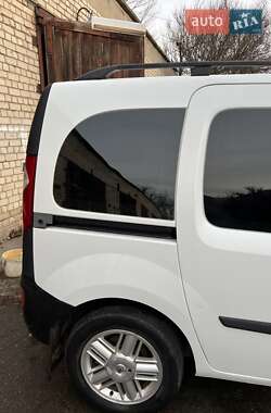 Минивэн Renault Kangoo 2011 в 