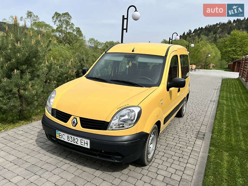 Минивэн Renault Kangoo 2008 в Старом Самборе