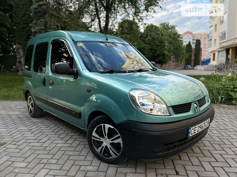 Минивэн Renault Kangoo 2004 в Каменец-Подольском