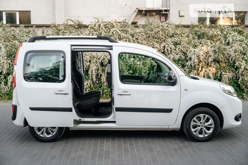 Минивэн Renault Kangoo 2014 в Луцке