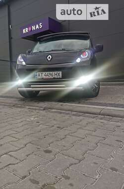 Минивэн Renault Kangoo 2011 в 