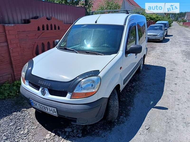 Минивэн Renault Kangoo 2003 в Вараше