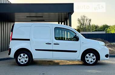 Вантажний фургон Renault Kangoo 2017 в Радивиліві