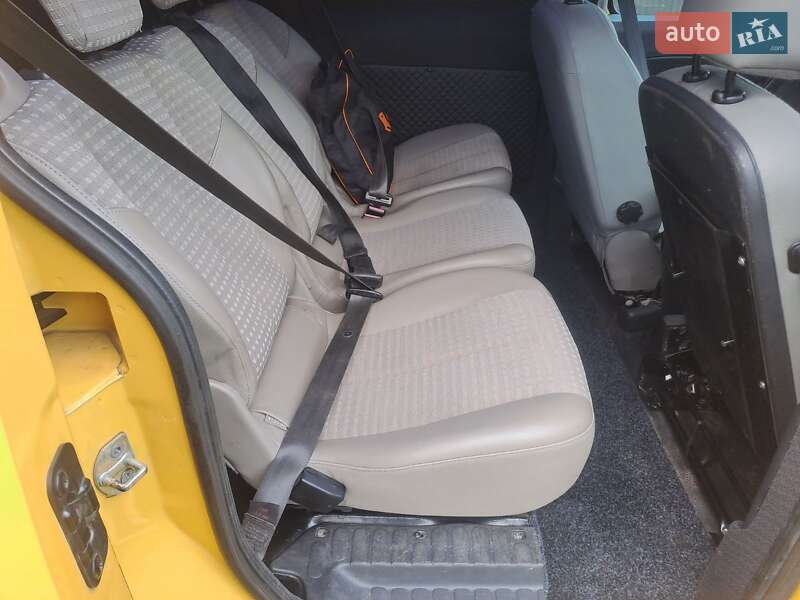 Минивэн Renault Kangoo 2013 в Кременце
