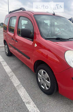 Мінівен Renault Kangoo 2010 в Чернівцях