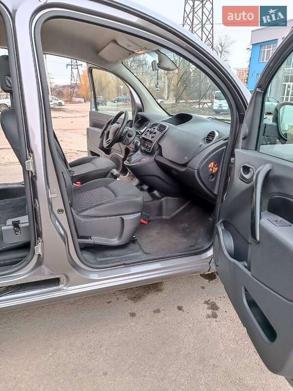 Мінівен Renault Kangoo 2013 в Сумах