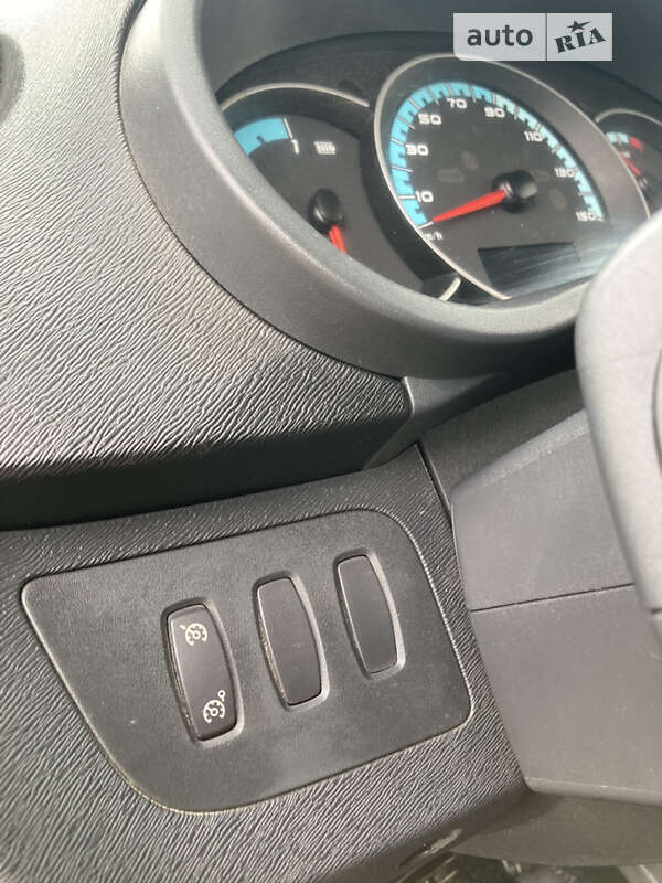 Вантажний фургон Renault Kangoo 2015 в Золочеві