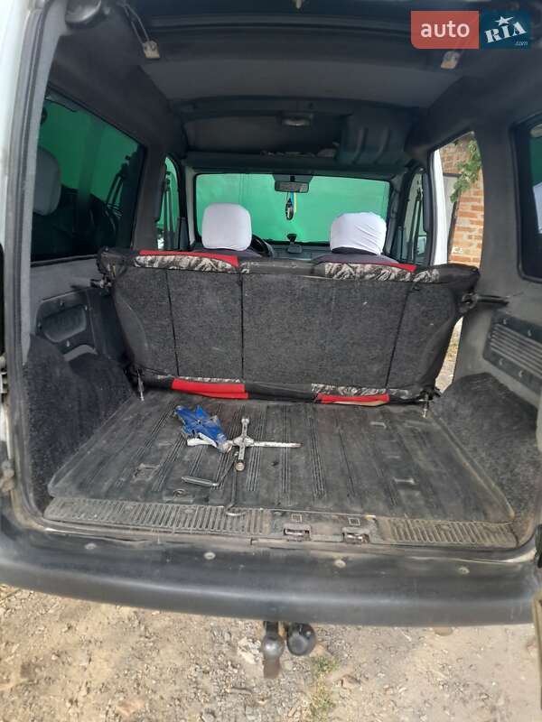 Минивэн Renault Kangoo 2000 в 