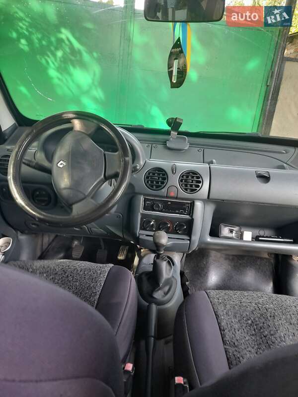 Минивэн Renault Kangoo 2000 в Первомайске