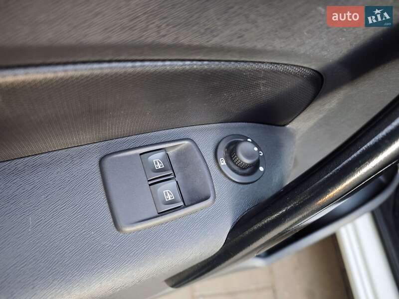 Вантажний фургон Renault Kangoo 2019 в Львові