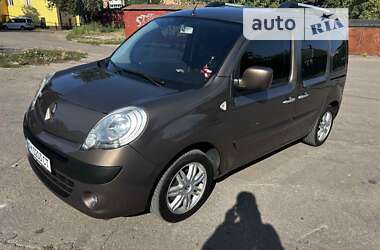 Минивэн Renault Kangoo 2011 в Коростене