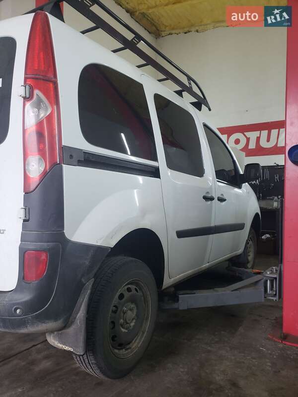 Мінівен Renault Kangoo 2012 в Івано-Франківську
