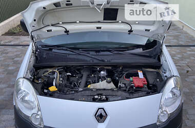 Грузовой фургон Renault Kangoo 2012 в Житомире